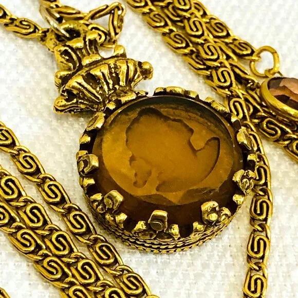 Vintage 1960s Goldette Jewelry Multi Strand Necklace with Pendants in Gold Tone - Picture 10 of 15